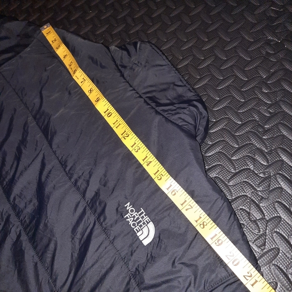 Whistler Blackcomb × The North Face collab jacket - Picture 9 of 12